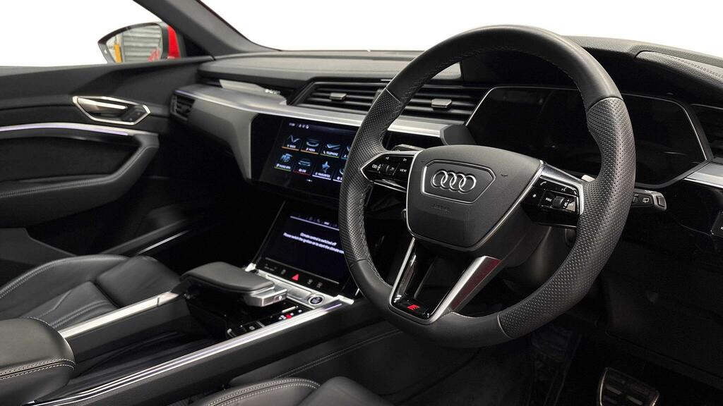 Audi Q8 e tron 50 S Line Quattro 95Kwh 11Kw Charger  #5
