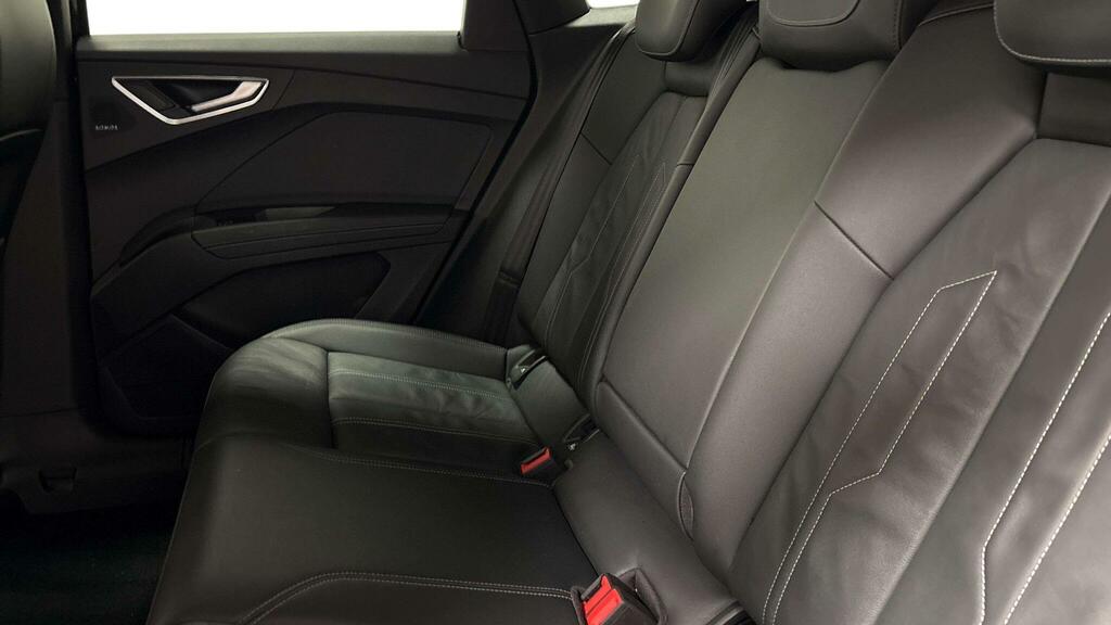 Audi Q4 E Tron 40 Launch Edition Sportback 82Kwh RF71ZHA Black #6