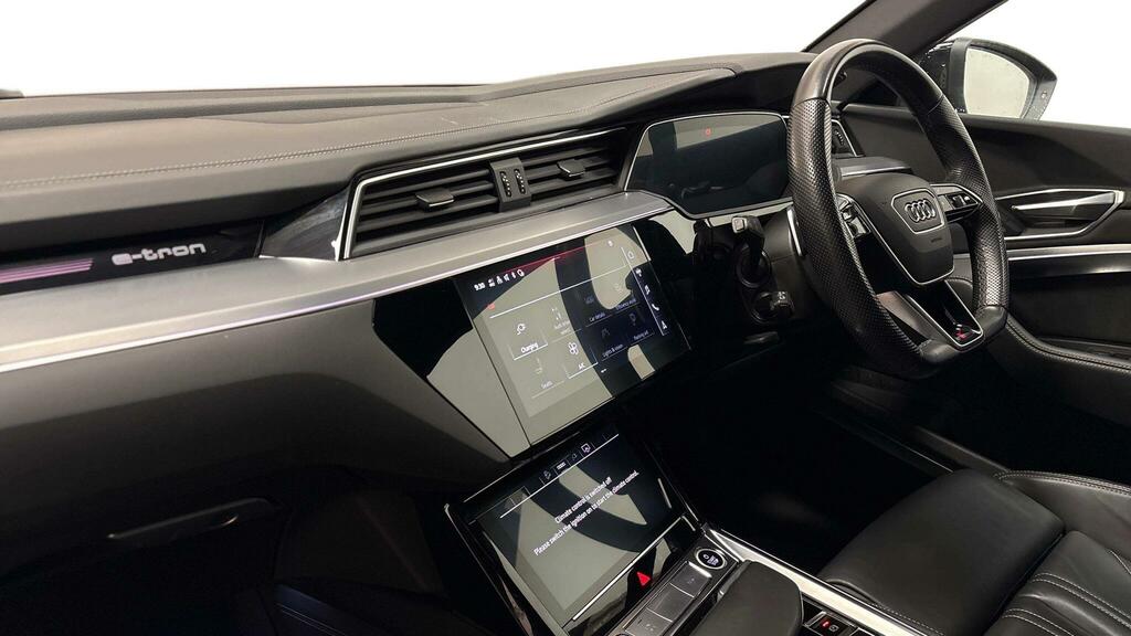 Audi E-tron 55 Black Edition Sportback Quattro 95Kwh CF72ZPT #4