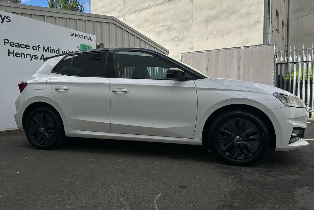 Skoda Fabia Fabia 1.0 Tsi 95Ps Colour Edition Hatchback Lez SJ23PBV White #4
