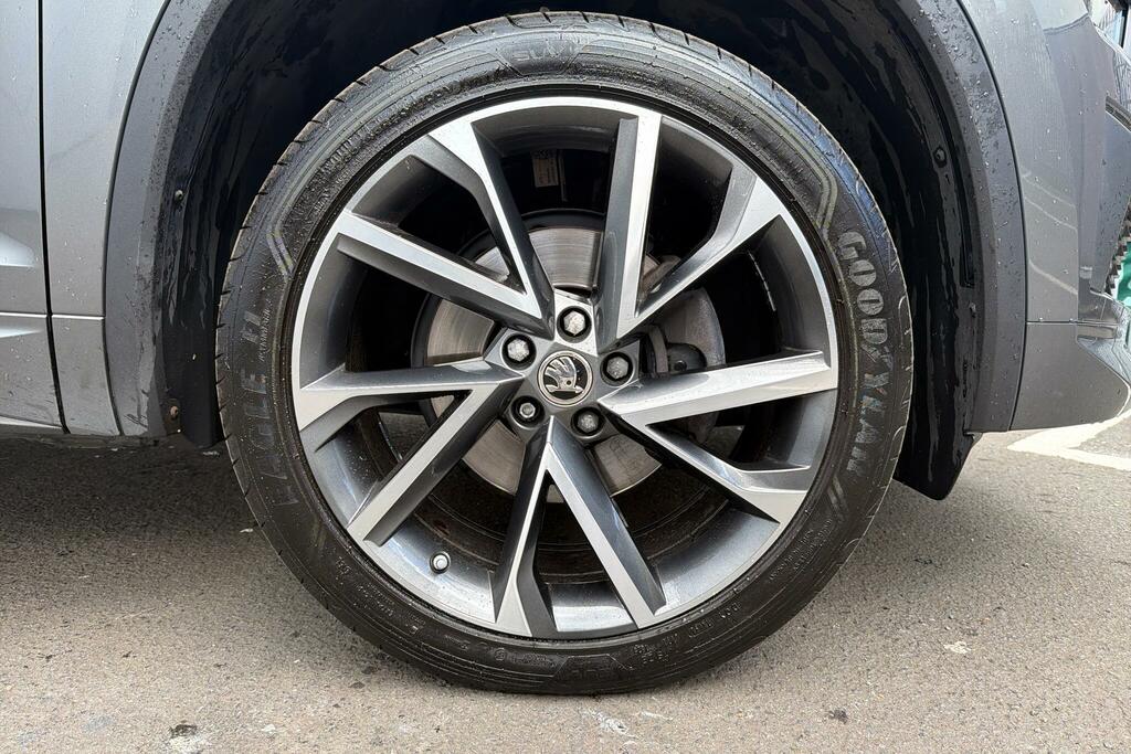 Skoda Kodiaq Kodiaq 1.5 Tsi 150Ps Sportline 7 Seats SE23VLM Grey #5