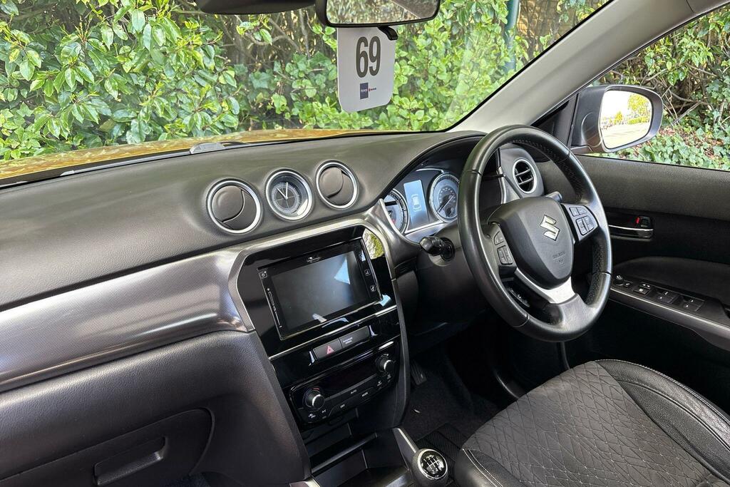 Suzuki Vitara Vitara 1.4 Boosterjet Mhev Sz5 Euro 6 Ss 20 SJ70XPX Yellow #4