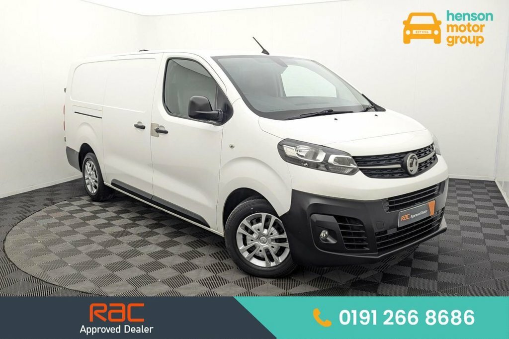 Vauxhall Vivaro 1.5L Dynamic 6Dr White