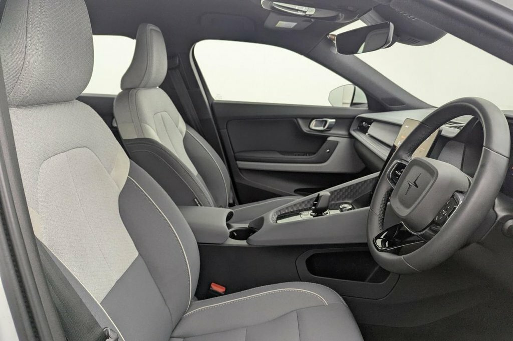 Polestar 2 Hatchback OV22LJK White #3