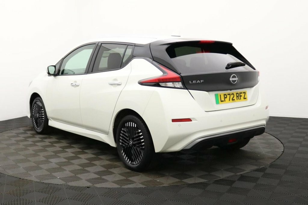 Nissan Leaf Hatchback LP72RFZ White #6