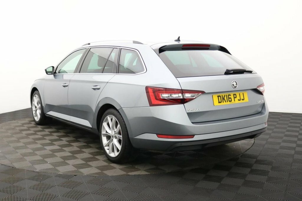 Skoda Superb 2L Se L Executive DK16PJJ Grey #6