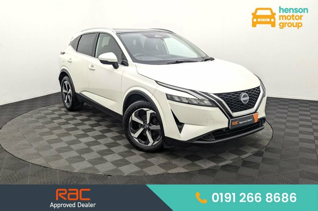 Nissan Qashqai 1.3L N-connecta White