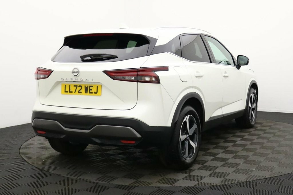 Nissan Qashqai 1.3L N-connecta LL72WEJ White #4