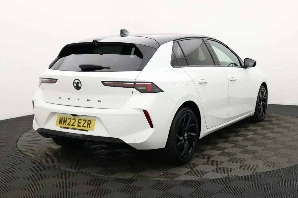 Vauxhall Astra 1.2L Gs Line WM22EZR White #4