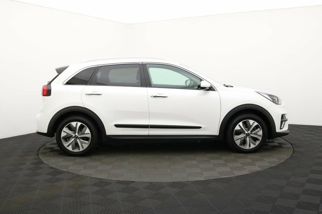 Kia e-Niro Suv HK22CXH White #2