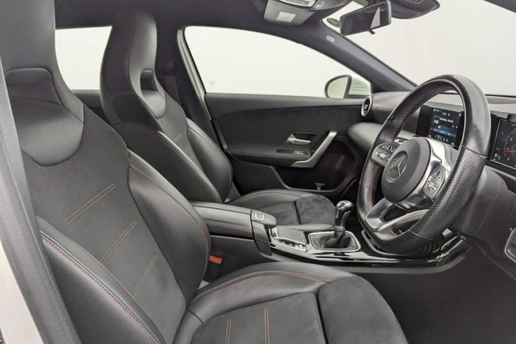 Mercedes-Benz A Class 1.3L Amg Line SP19FVN White #3
