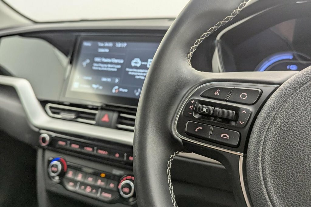 Kia e-Niro Suv SG71PWJ White #3
