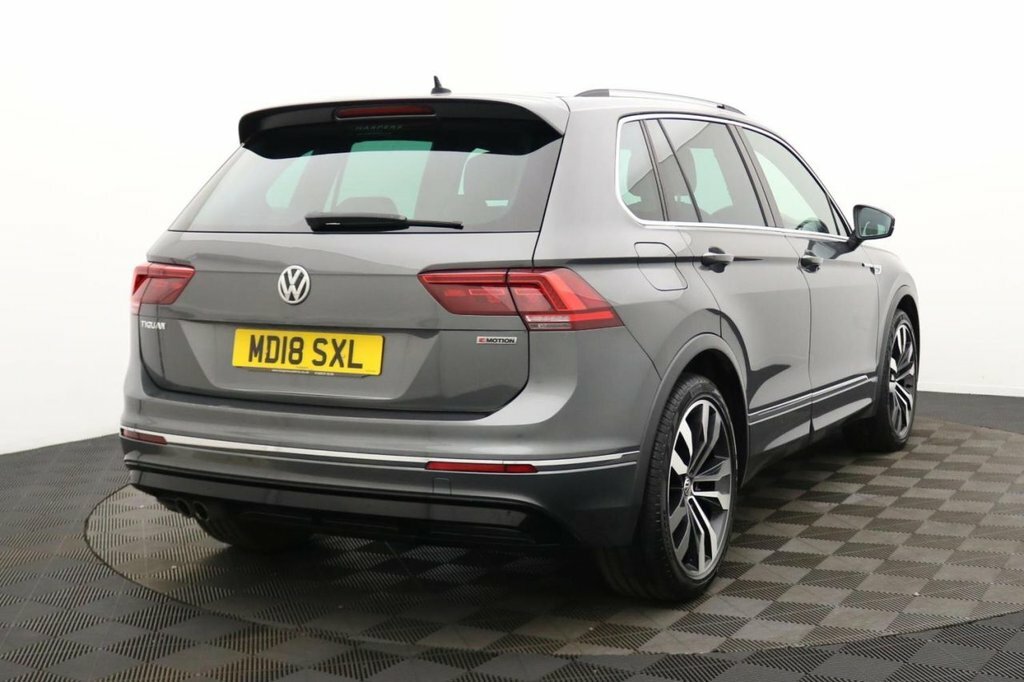 Volkswagen Tiguan 2L R-line MD18SXL Grey #4