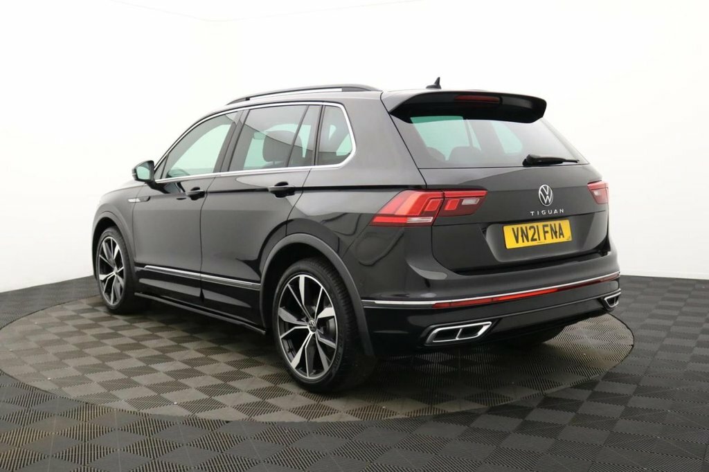 Volkswagen Tiguan 1.5L R-line VN21FNA Black #6