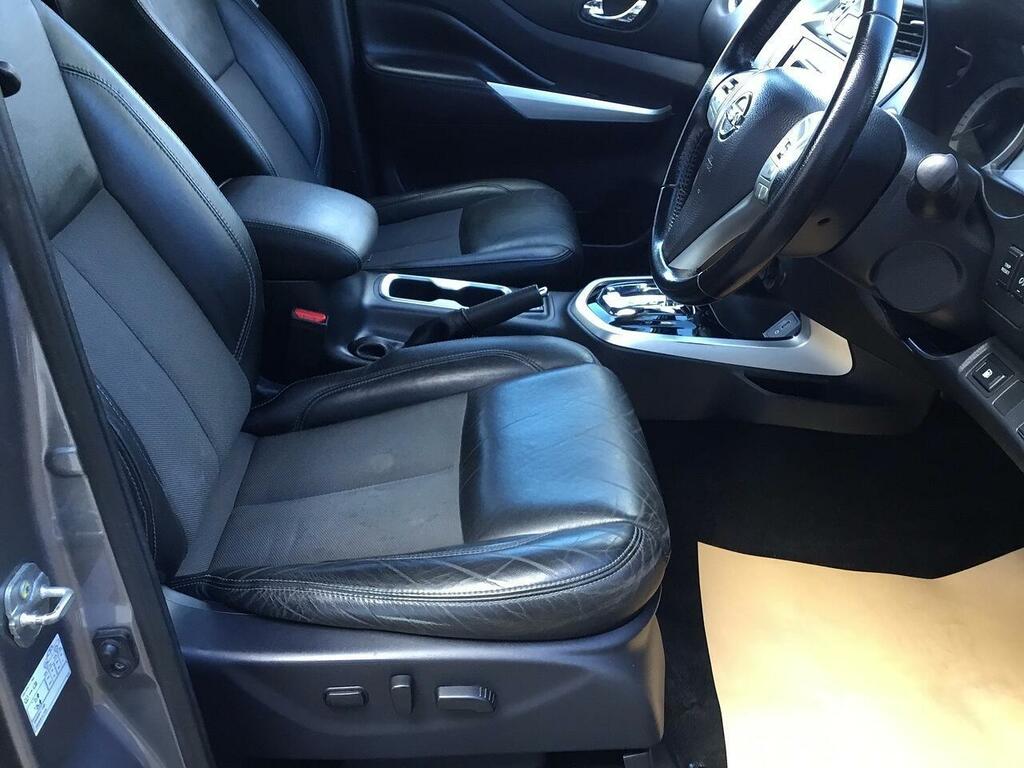 Nissan Navara 2.3 Dci N-guard Pickup Double Cab Grey #3