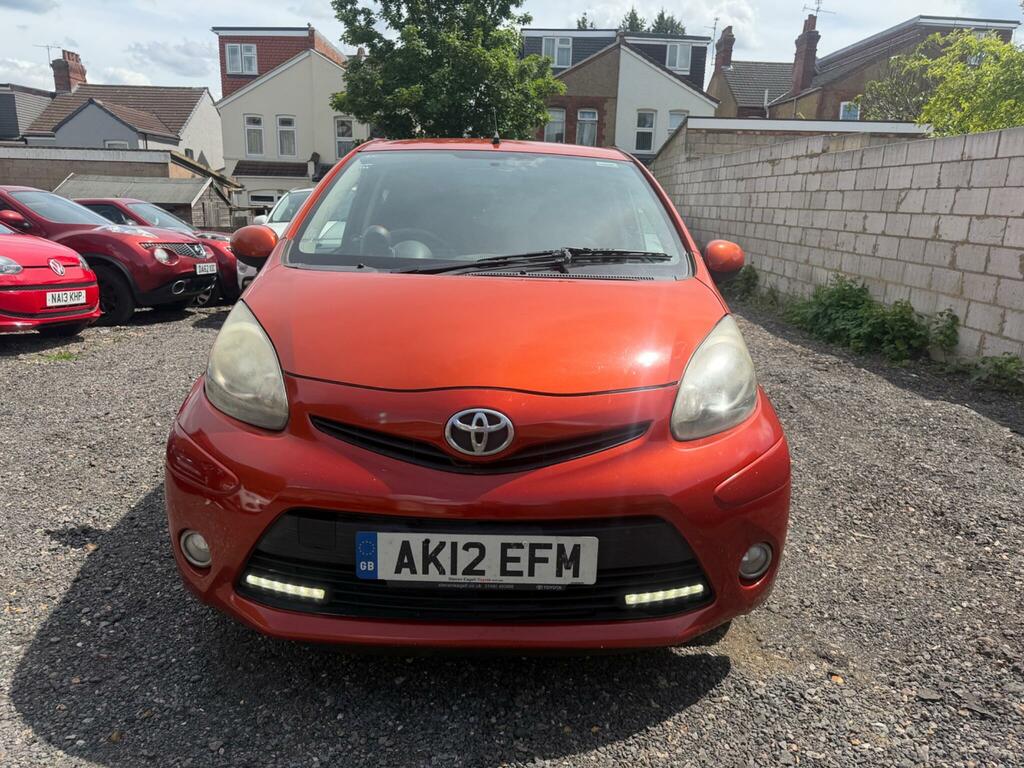 Toyota Aygo 1.0 Vvt-i Fire Euro 5 AK12EFM Red #4
