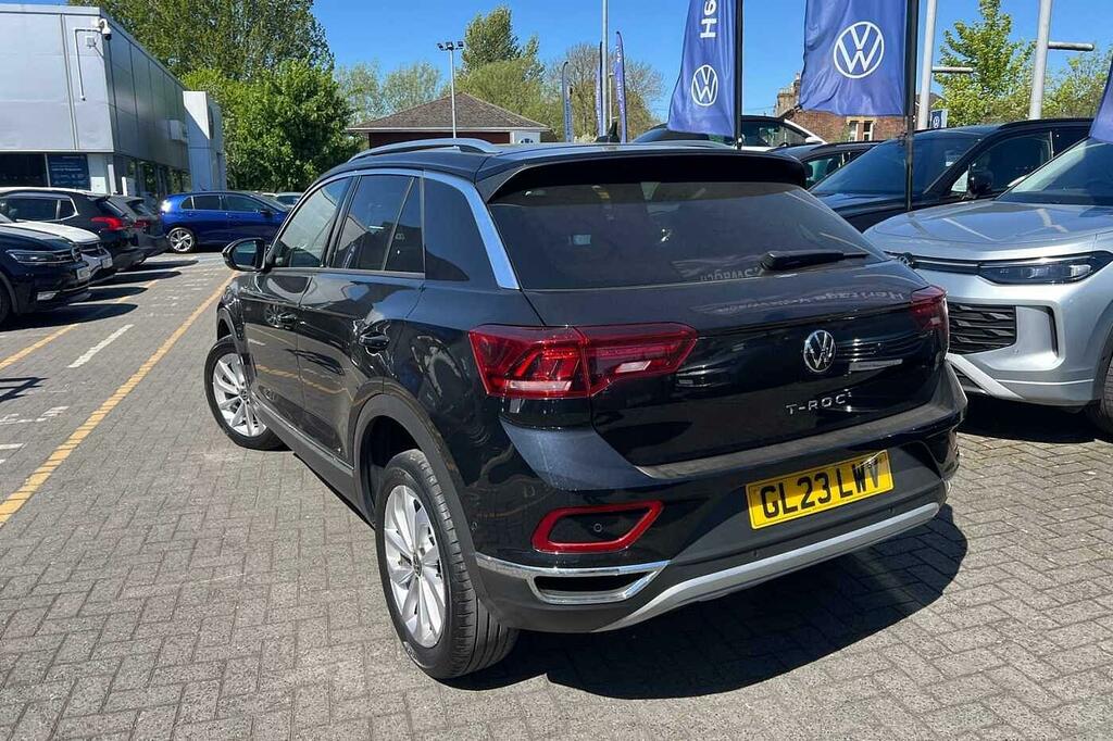 Volkswagen T-Roc 1.5 Tsi Style GL23LWV Black #3