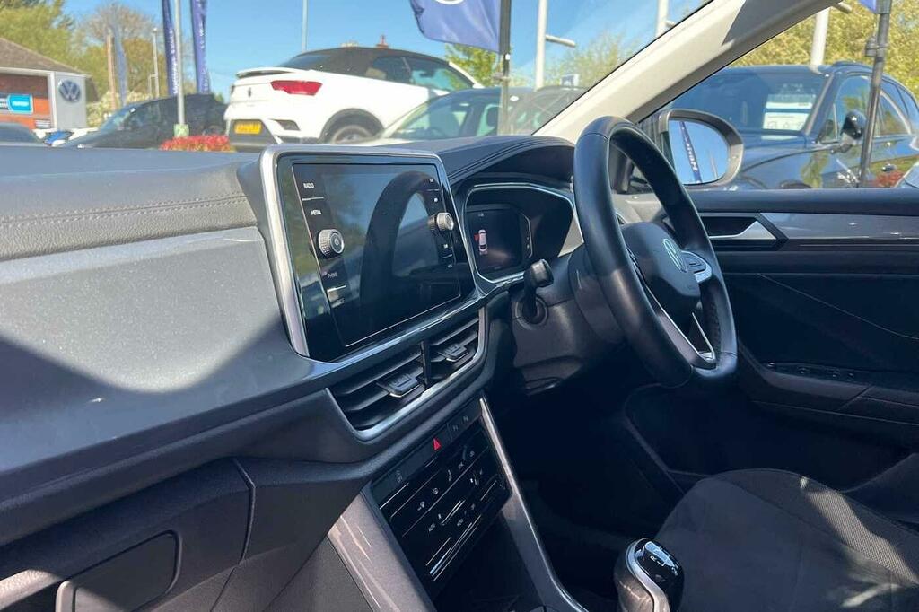 Volkswagen T-Roc 1.5 Tsi Style GL23LWV Black #2