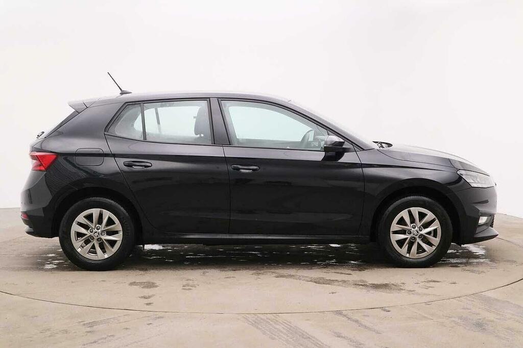 Skoda Fabia 1.0 Tsi 110 Se Comfort Dsg GK24TFV Black #4