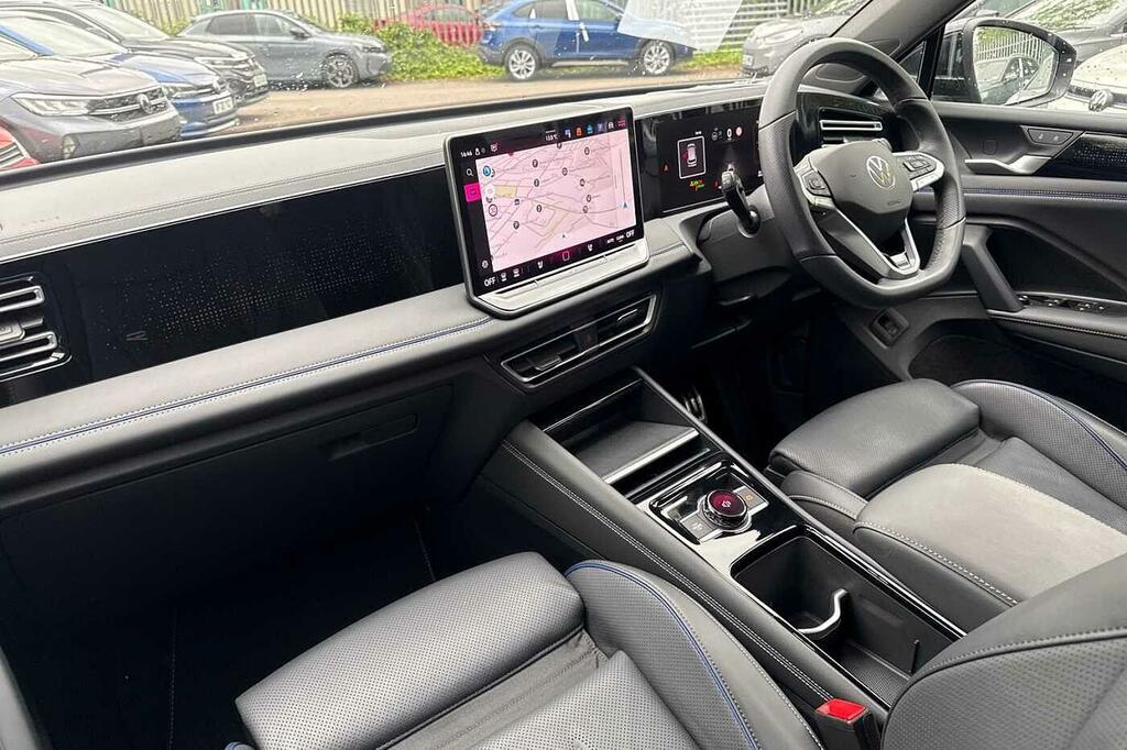 Volkswagen Tiguan 1.5 Etsi 150 R-line Dsg HJ74NNF Black #2