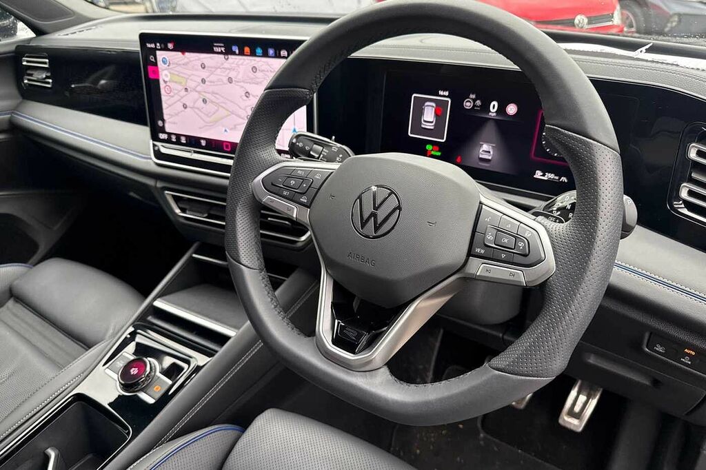 Volkswagen Tiguan 1.5 Etsi 150 R-line Dsg HJ74NNF Black #6