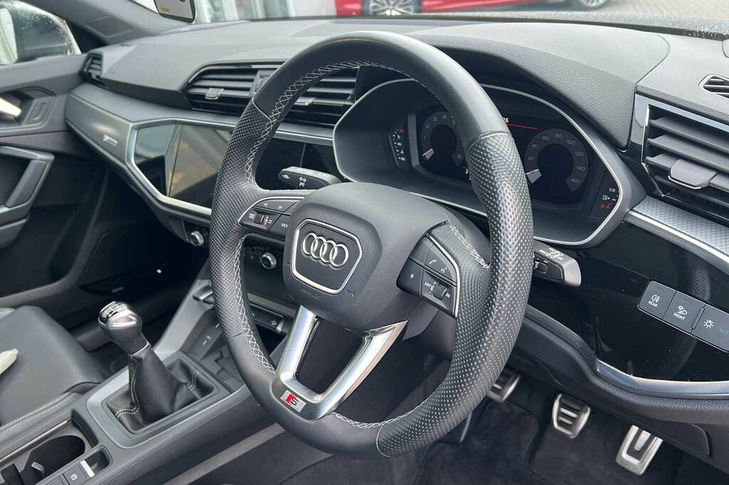 Audi Q3 S Line 35 Tfsi 150 Ps 6-Speed HG24FZV Grey #6