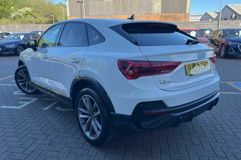 Audi Q3 Black Edition 35 Tfsi 150 Ps S Tronic HJ23LHT Grey #3