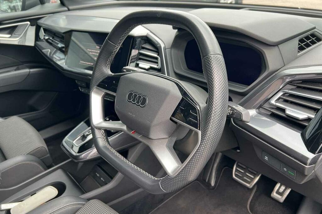 Audi Q4 E Tron Q4 S Line 40 E-tron 150,00 Kw YH22EUE Blue #6