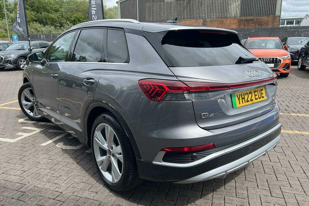 Audi Q4 E Tron Q4 S Line 40 E-tron 150,00 Kw YH22EUE Blue #3