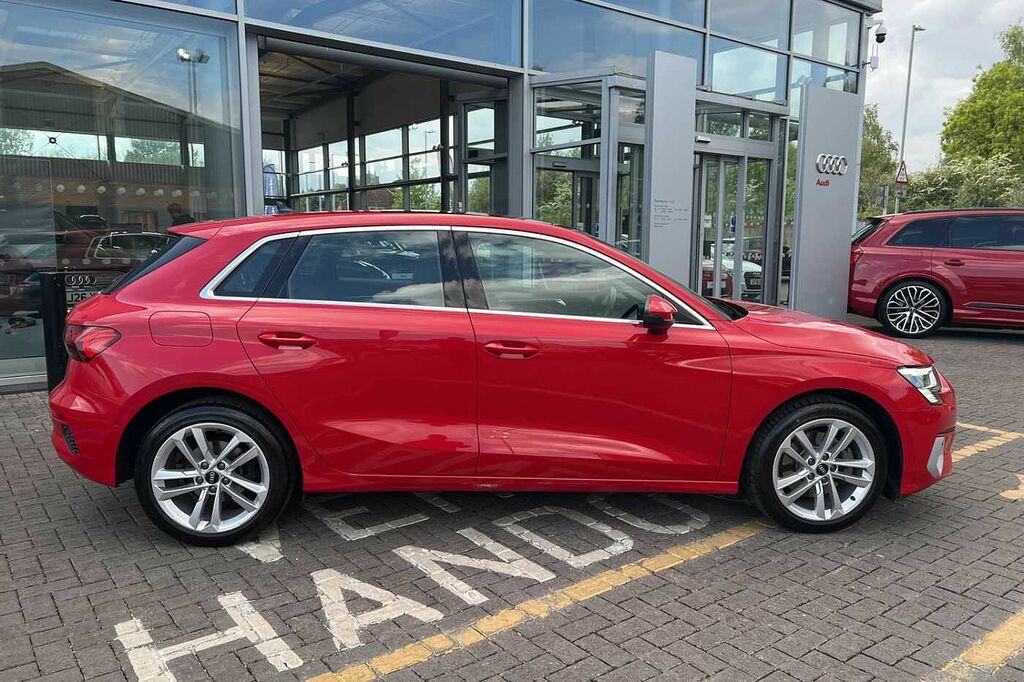 Audi A3 Sport 40 Tfsi E 204 Ps S Tronic WG73JCZ Red #4