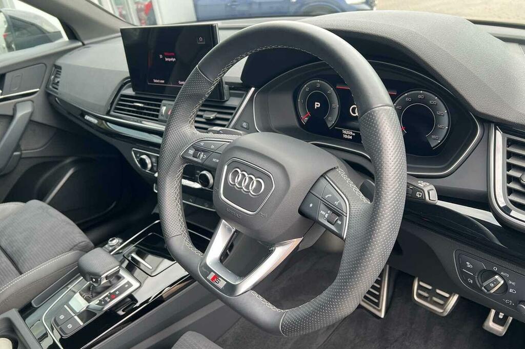 Audi Q5 Black Edition 40 Tdi Quattro 204 Ps S Tronic HJ74VLU Green #6