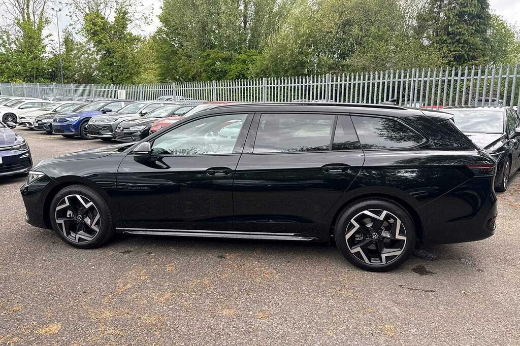 Volkswagen Passat 1.5 Etsi R-line Dsg HJ26TLF Black #4