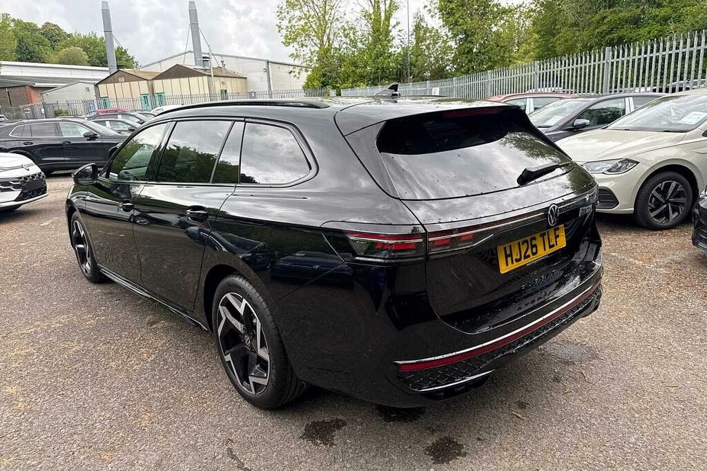 Volkswagen Passat 1.5 Etsi R-line Dsg HJ26TLF Black #3