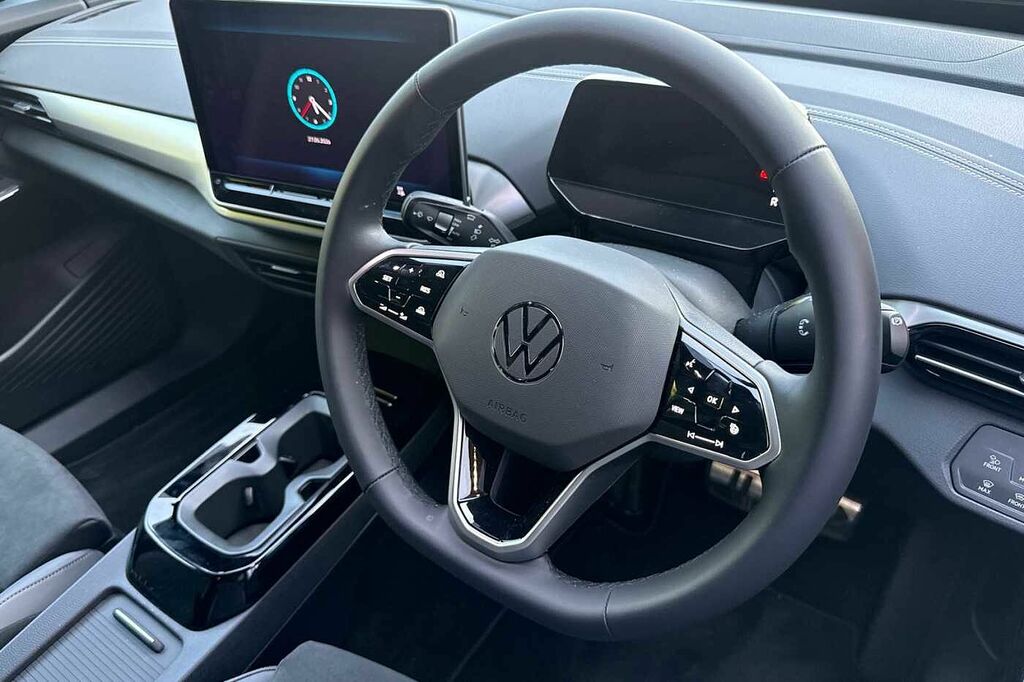Volkswagen ID.4 210Kw Match Pro 77Kwh HJ26MLV Black #6
