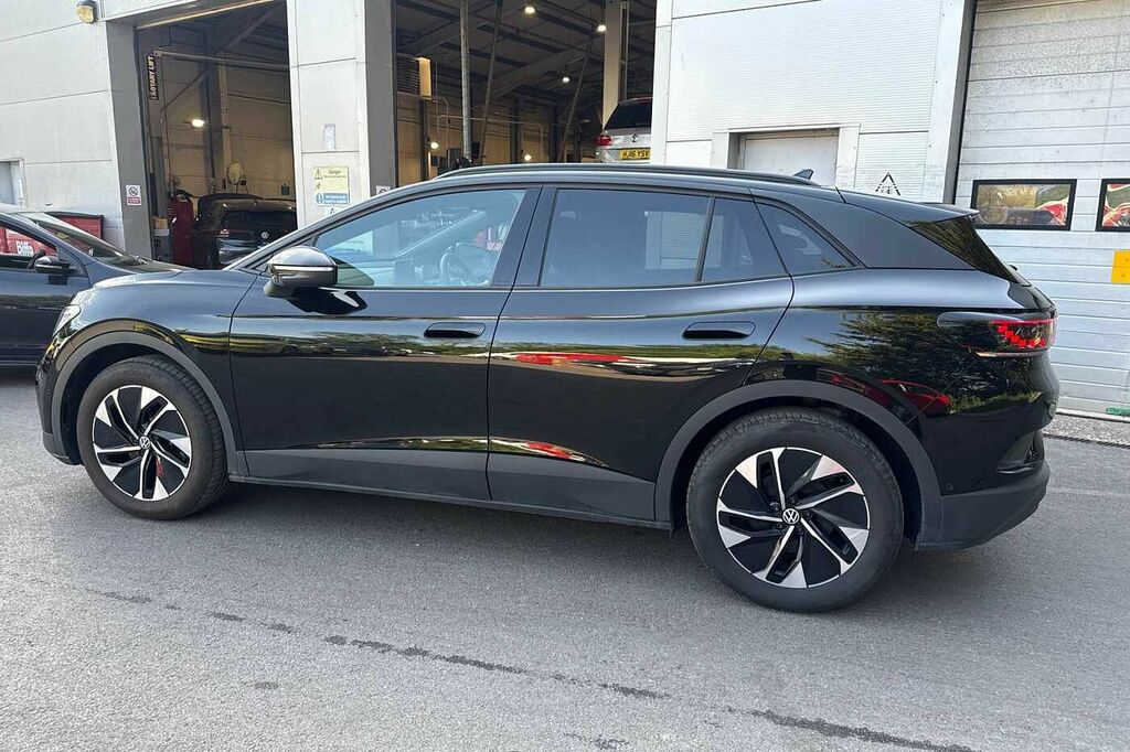 Volkswagen ID.4 210Kw Match Pro 77Kwh HJ26MLV Black #4