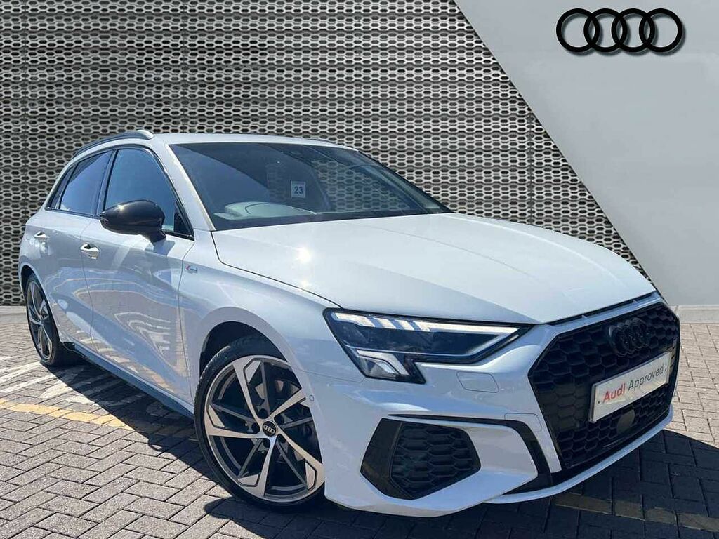 Audi A3 Black Edition 35 Tfsi 150 Ps S Tronic White