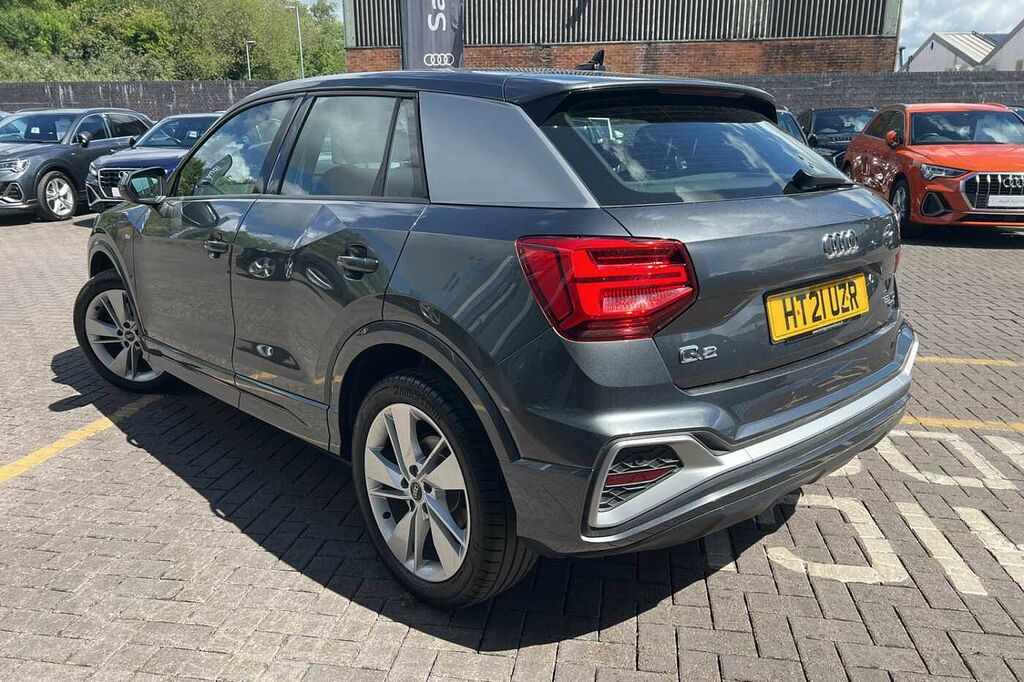 Audi Q2 S Line 35 Tdi Quattro 150 Ps S Tronic HT21UZR Grey #3