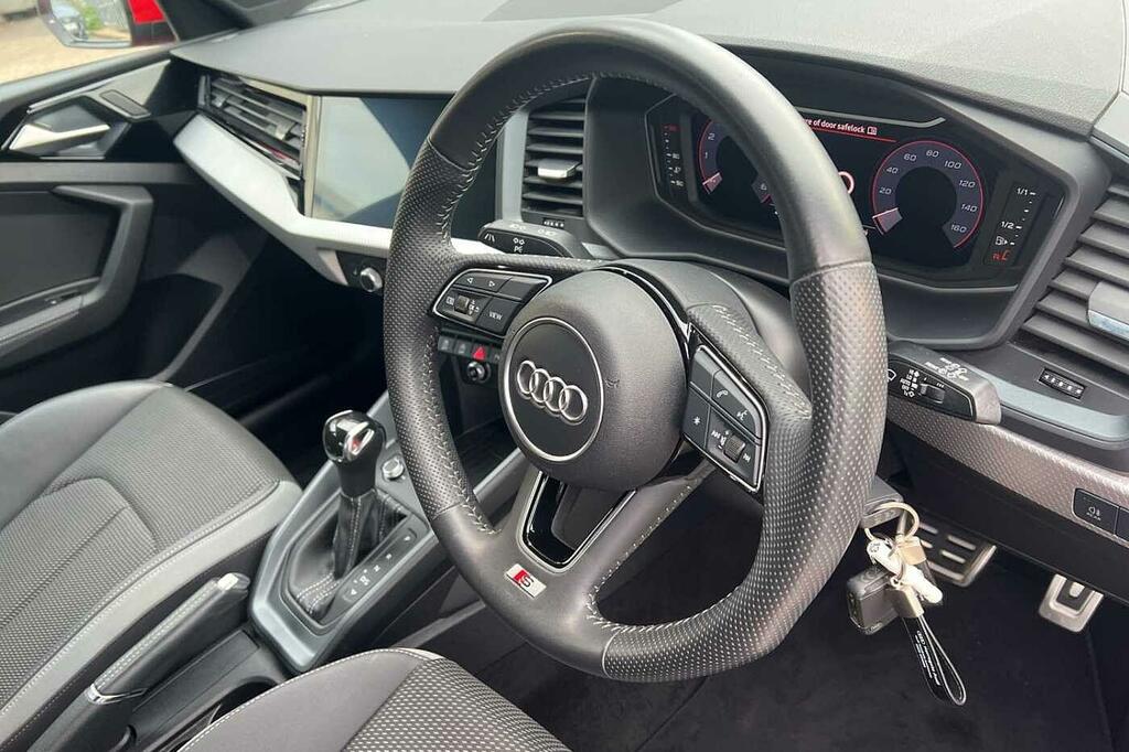 Audi A1 S Line 35 Tfsi 150 Ps S Tronic YH19MJM White #6
