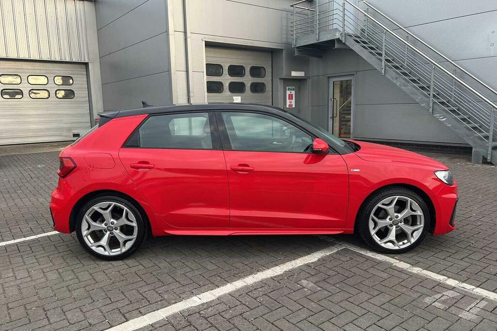 Audi A1 S Line 35 Tfsi 150 Ps S Tronic YH19MJM White #4