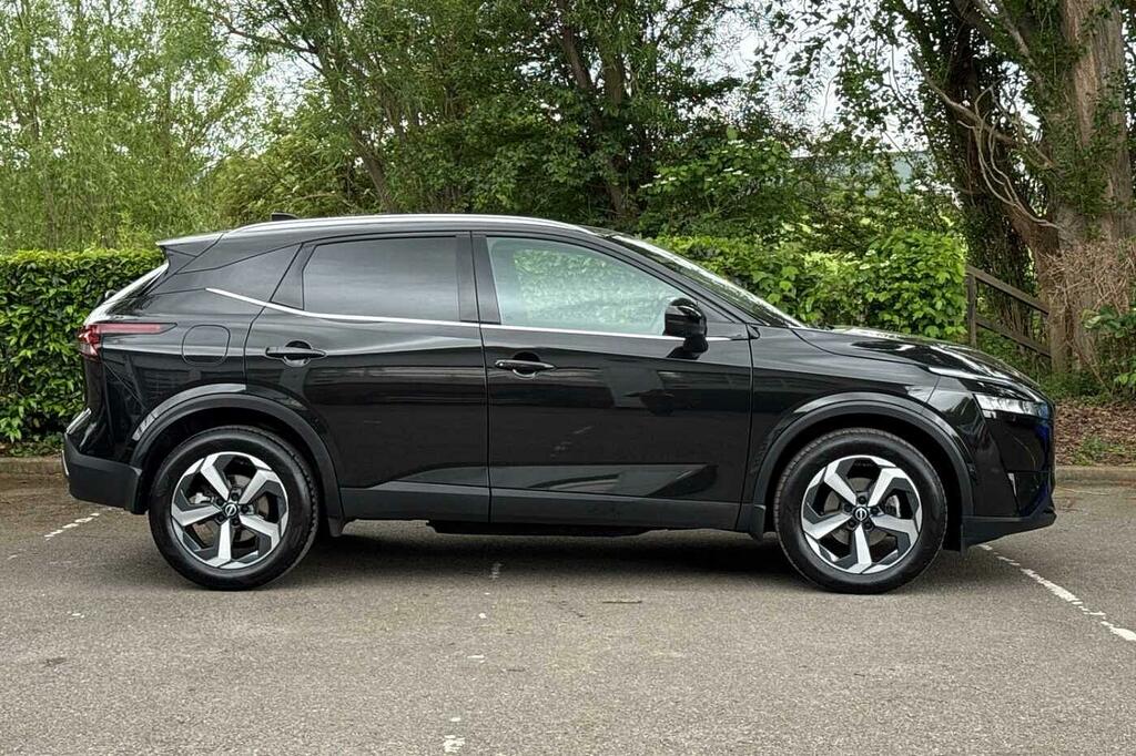 Nissan Qashqai 1.3 Dig-t Mh N-connecta HG24EUP Black #5