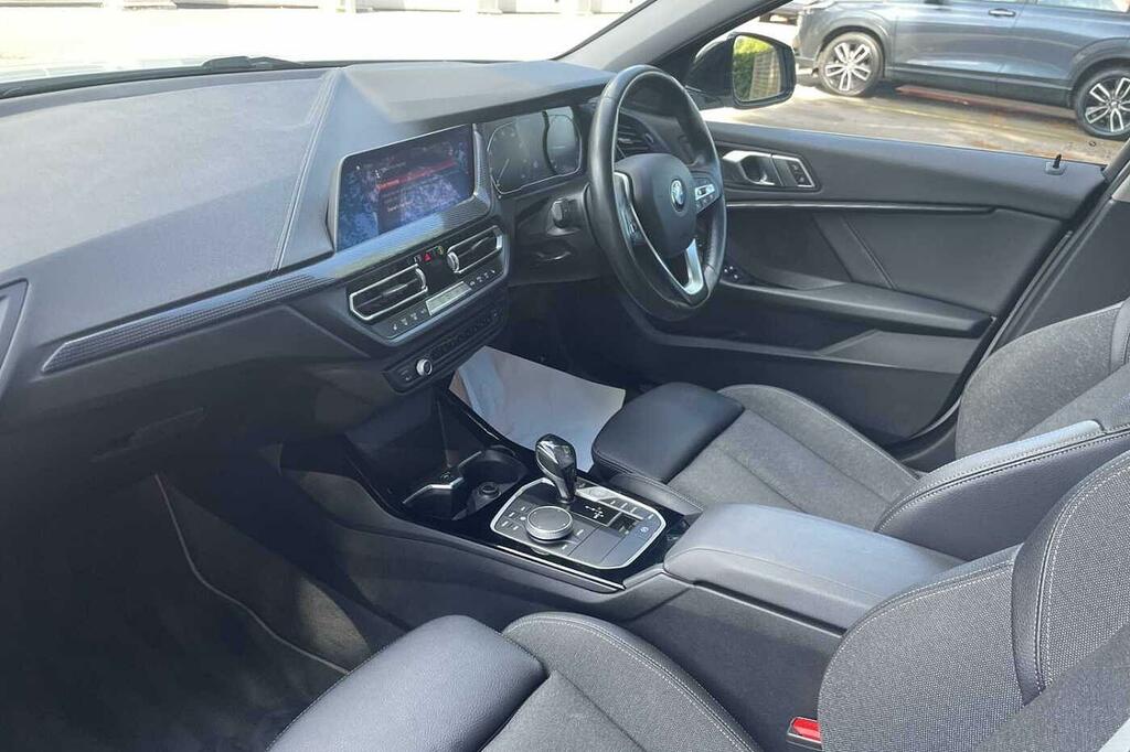 BMW 1 Series 118I Sport Step WA20PHN White #2