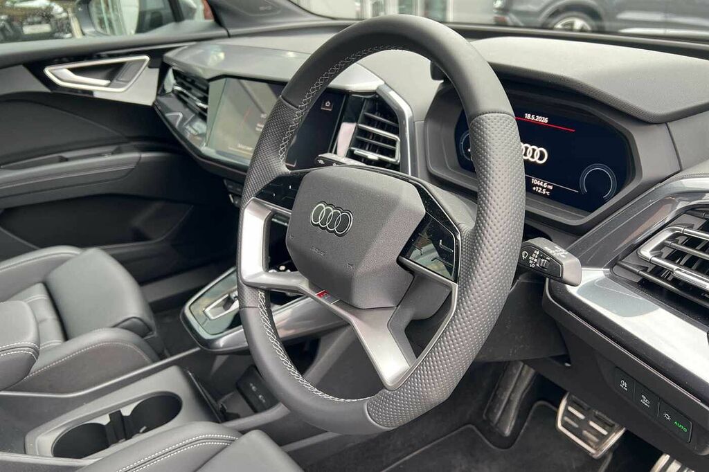Audi Q4 E Tron Q4 S Line 45 E-tron 210,00 Kw HJ26VTK Grey #6