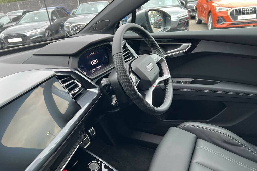 Audi Q4 E Tron Q4 S Line 45 E-tron 210,00 Kw HJ26VTK Grey #2
