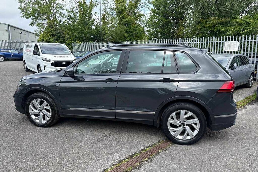Volkswagen Tiguan 1.5 Tsi 150 Life Dsg ML21FPX Grey #4