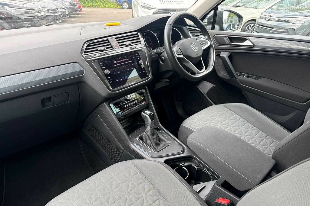 Volkswagen Tiguan 1.5 Tsi 150 Life Dsg ML21FPX Grey #2