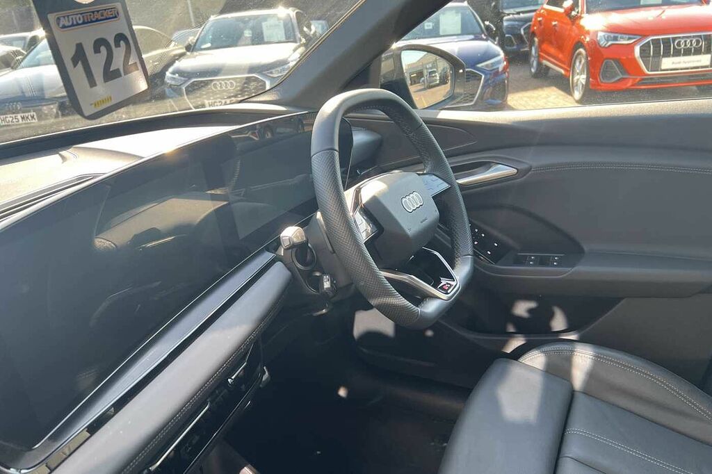 Audi Q6 E-Tron Q6 Suv S Line E-tron Performance 225,00 Kw KM75HJZ #2
