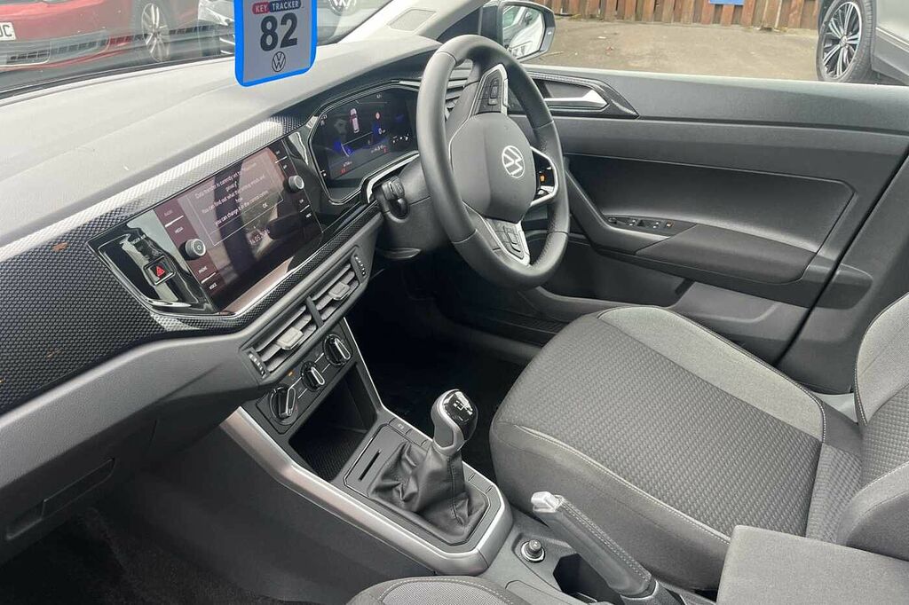Volkswagen Polo 1.0 Life WJ74GSY Black #2