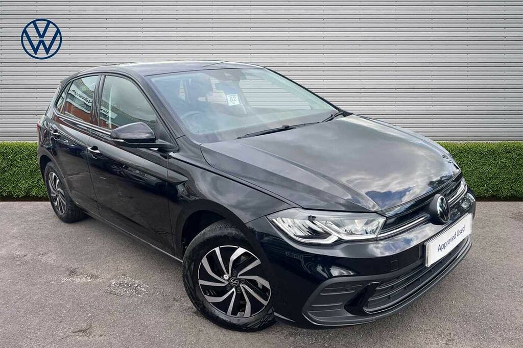 Volkswagen Polo 1.0 Life Black
