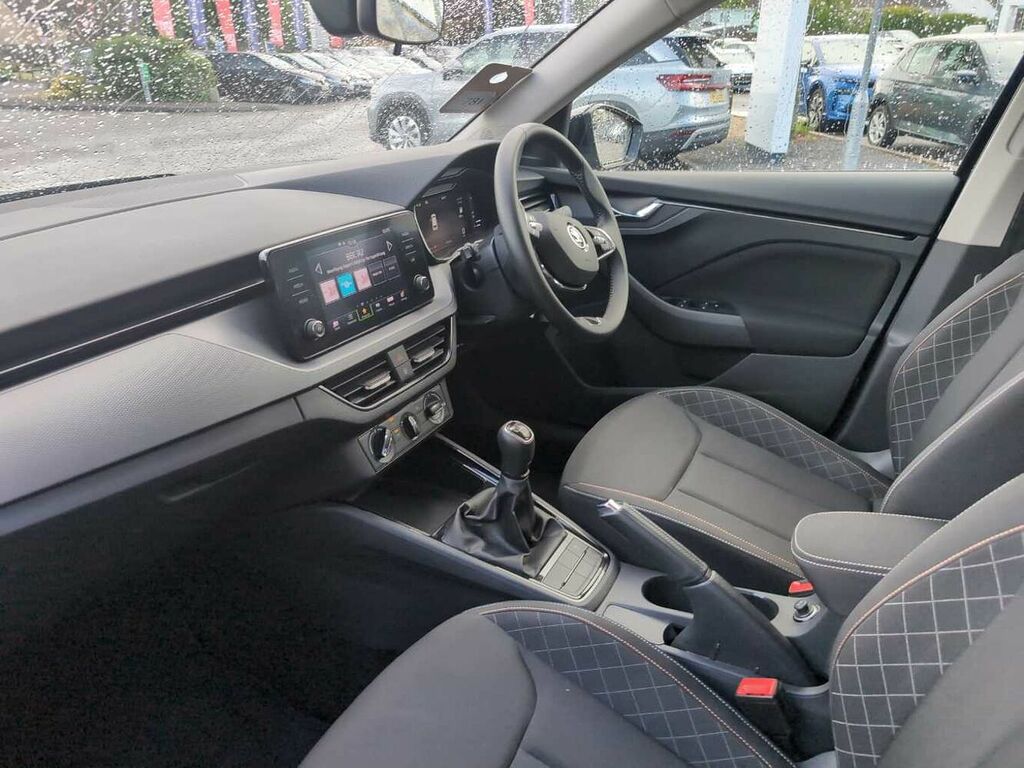 Skoda Kamiq 1.5 Tsi Se WD73JKF Black #2