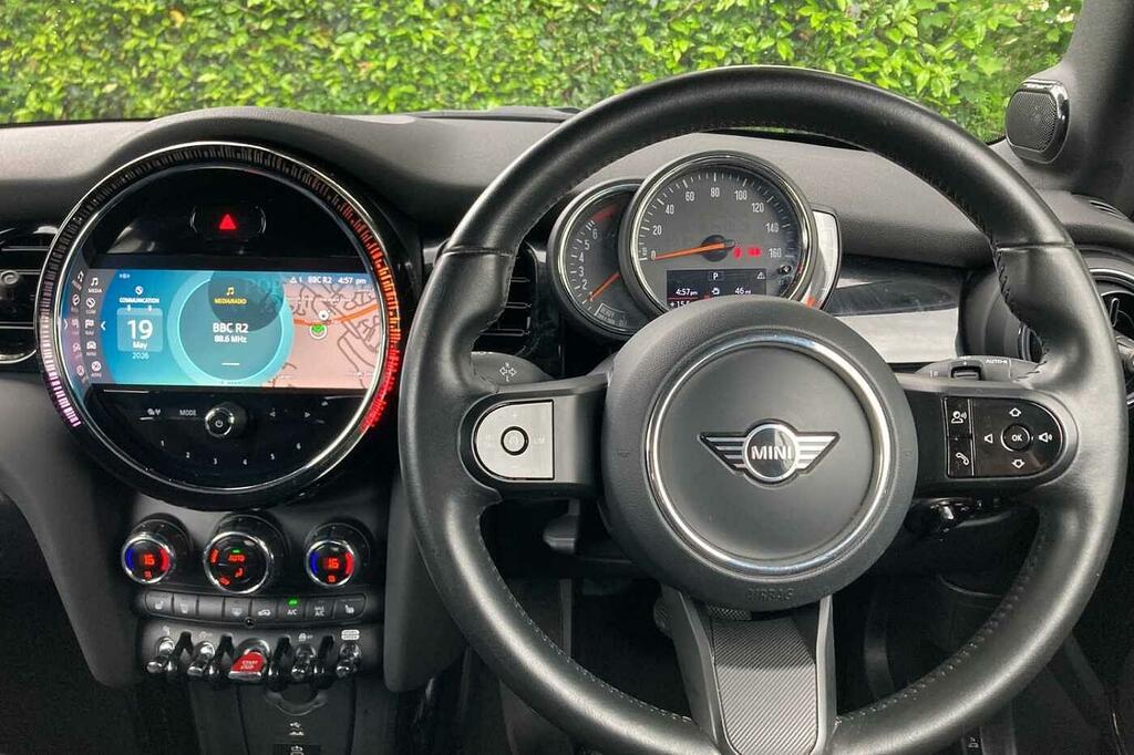Mini Hatch 1.5 Cooper Classic HJ72MXM Grey #4